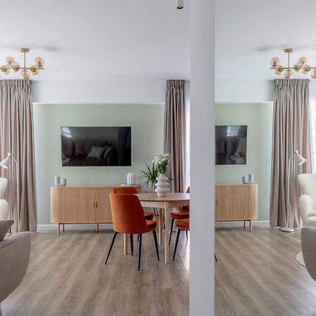 Dream Garden Apartment With Free Parking Sinaia Luaran gambar